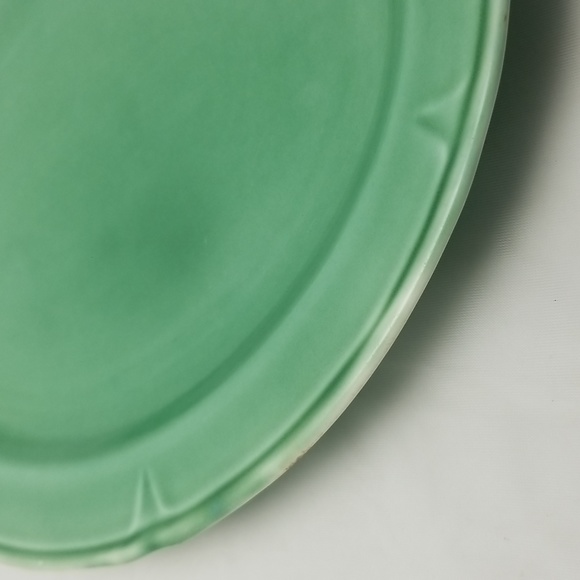 Mount Clemens Pottery Petal Green Oval Serving Platter - Picture 9 of 15